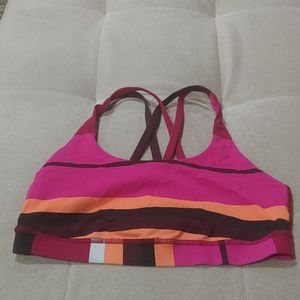 Lululemon sports bra